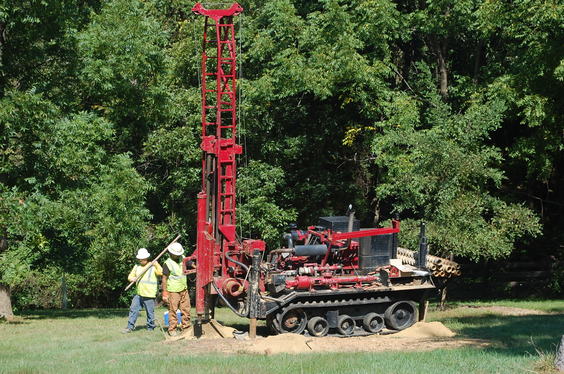 drilling rig side view